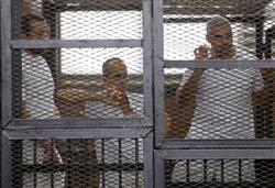 Les journalistes d'al-Jazeera relaxés par un tribunal égyptien. 