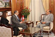 Le président Marzouki recevant Maitres Omar Safraoui et Leïla Haddad.