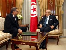 Béji Caïd Essebsi e Habib Essid. 