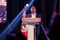 Moncef Marzouki lançant son nouveau mouvement politique. 
