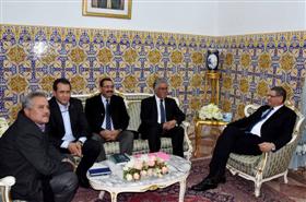 Habib Essid s'entretient avec une délégation du Front populaire. 