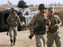 Soldats turcs aux frontières avec la Syrie. 