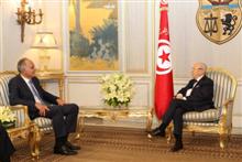 Béji Caïd Essebsi reçoit Salaheddine Mezouar.