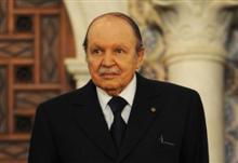 Abdelaziz Bouteflika reconduit à la tête de l'Algérie pour un quatrième mandat. 
