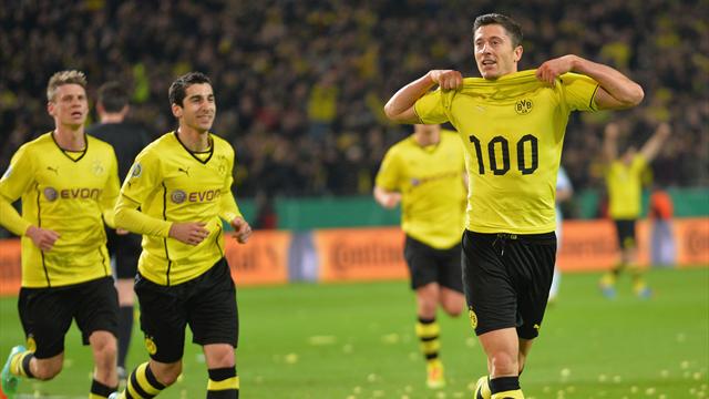 Robert Lewandowski fête son 100ème but avec le Borussia Dortmund