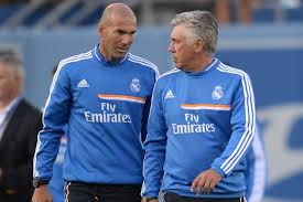 Zinedine Zidane est actuellement l'adjoint d'Ancelotti au Real Madrid