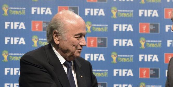Joseph Blatter a confirmé vendredi qu'il serait candidat à un 5e mandat à la présidence de la Fédération internationale de football (FIFA)