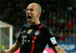 Arjen Robben auteur d'un doublé avec le Bayern Munich face à Augsbourg