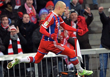 La joie d'Arjen Robben après son but contre le FC Cologne
