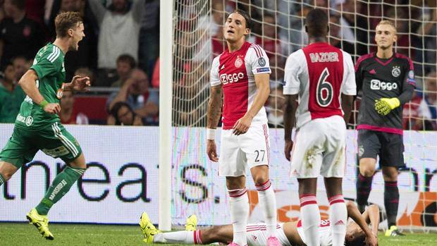 L'Ajax d'Amsterdam a été éliminé chez lui par le Rapid Vienne