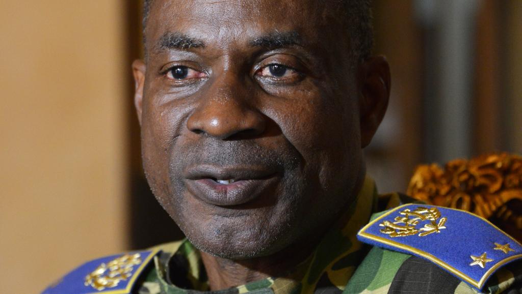 Le général Diendéré, leader des putschistes au Burkina Faso, fait désormais l'objet de sanctions prononcées par l'Union africaine : gel des avoirs à l'étrangers et interdiction de voyager.