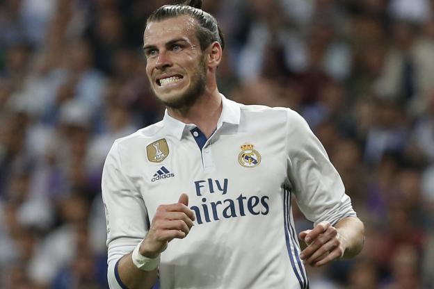 Gareth Bale est sorti sur blessure dans le Clasico. 